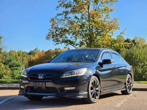 2013 Honda Accord for sale at KG MOTORS in West Newton MA