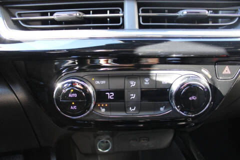 2025 Chevrolet Trax RS