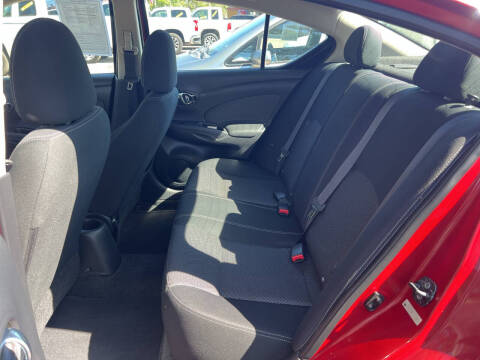 2015 Nissan Versa 1.6 S