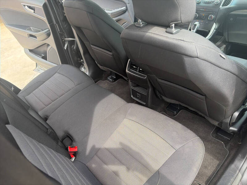 2015 Ford Edge SE