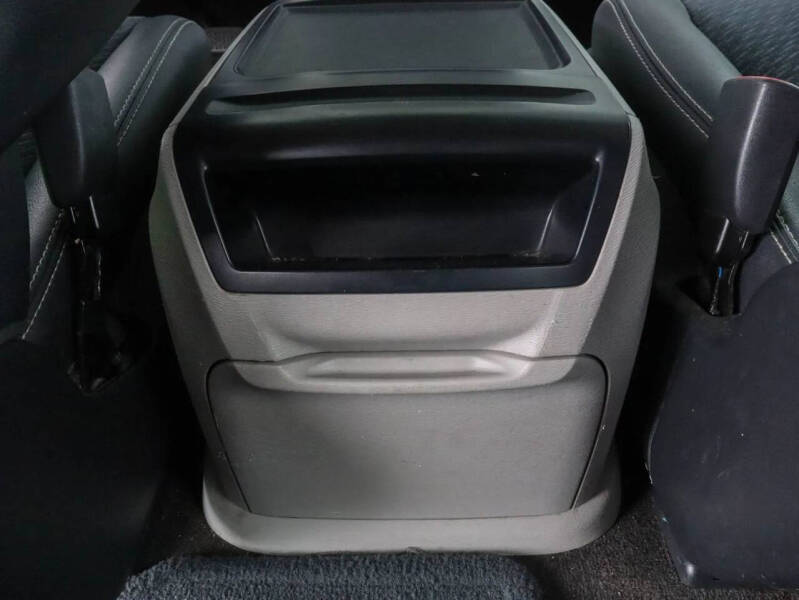 2014 Toyota Sienna SE 8-Passenger