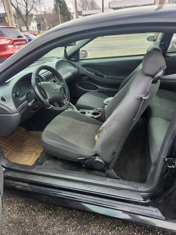 2003 Ford Mustang