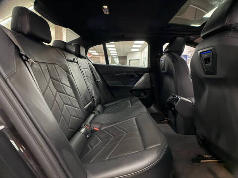 2025 BMW 5 Series 530i xDrive