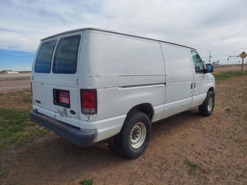 2004 Ford E-Series