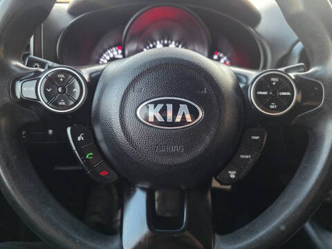 2015 Kia Soul +