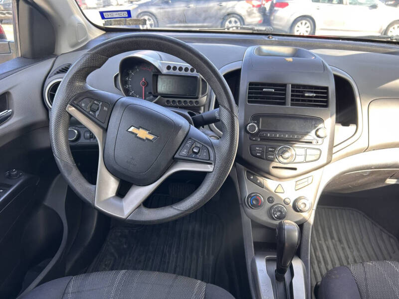 2013 Chevrolet Sonic LT Auto