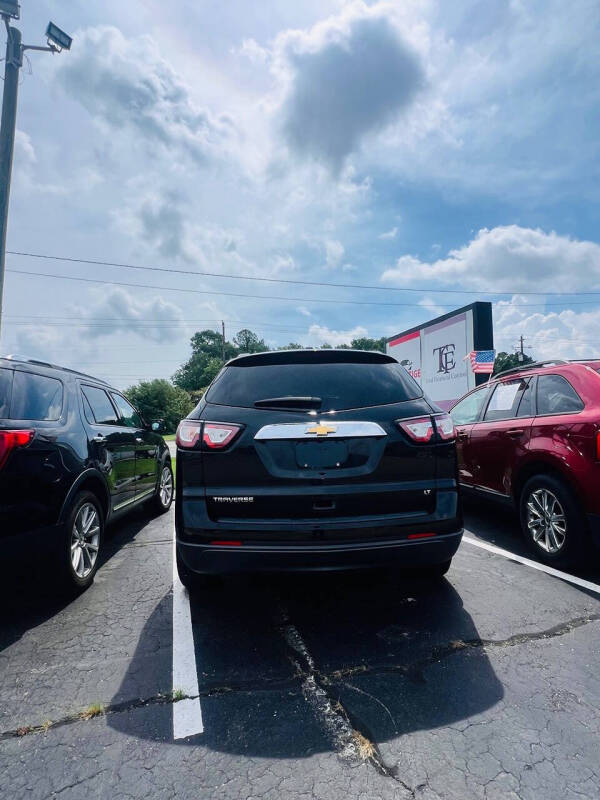 2017 Chevrolet Traverse LT