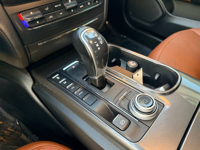 2017 Maserati Ghibli