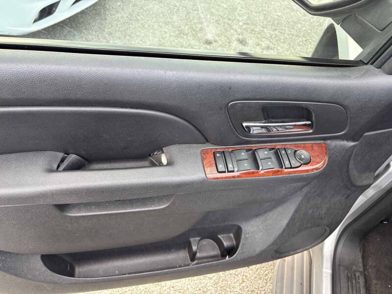 2013 Chevrolet Suburban LS