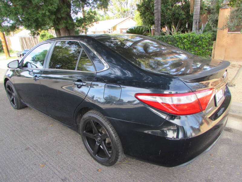 2015 Toyota Camry SE