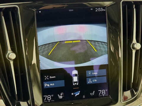 2021 Volvo S60 T5 Momentum