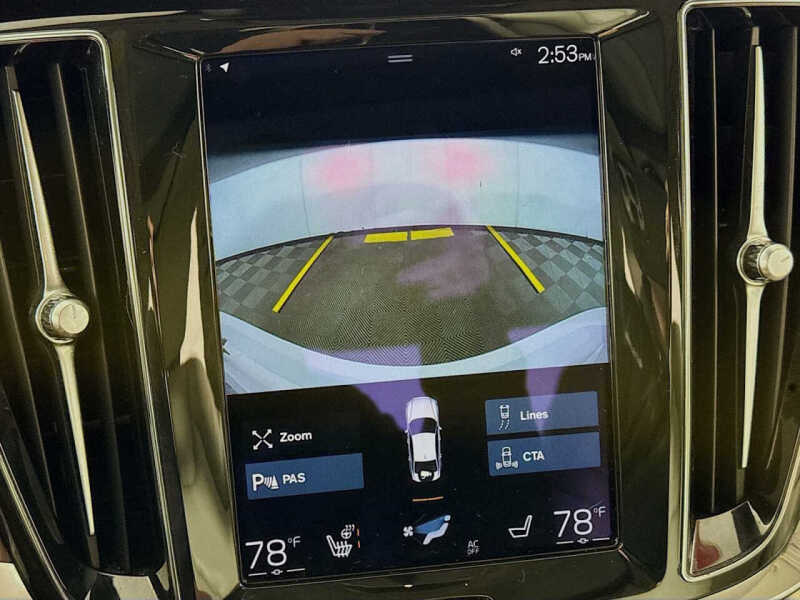 2021 Volvo S60 T5 Momentum