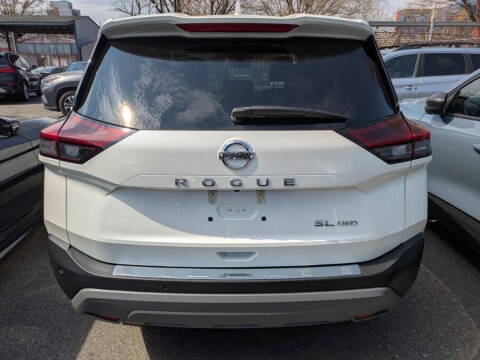 2021 Nissan Rogue SL