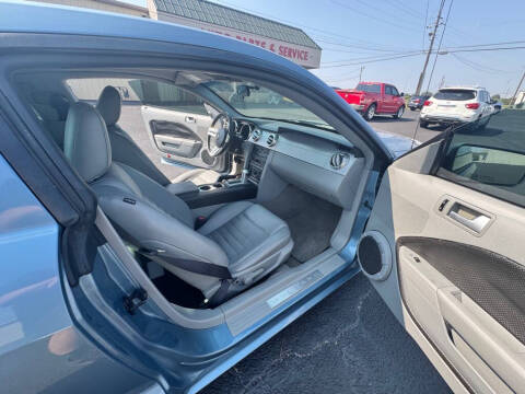 2006 Ford Mustang GT Deluxe