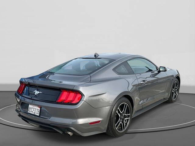 2021 Ford Mustang EcoBoost