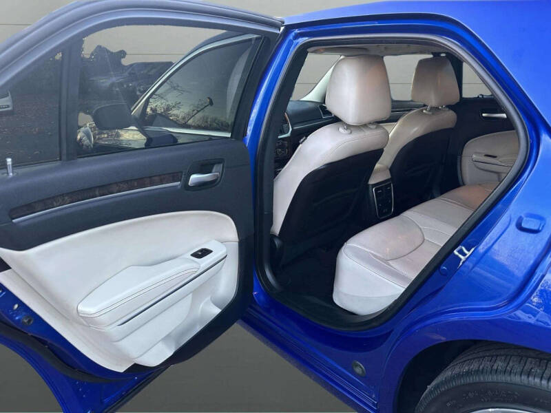 2018 Chrysler 300 Limited