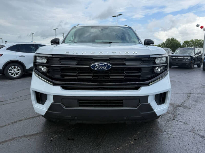 2026 Ford Expedition MAX Active
