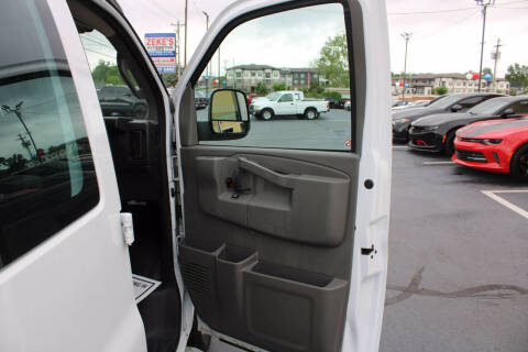 2023 GMC Savana 2500