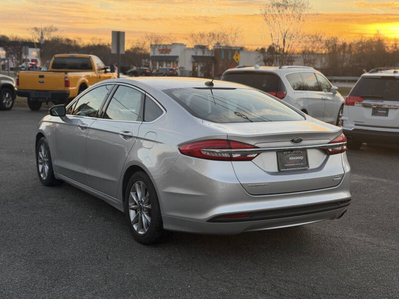 2017 Ford Fusion SE