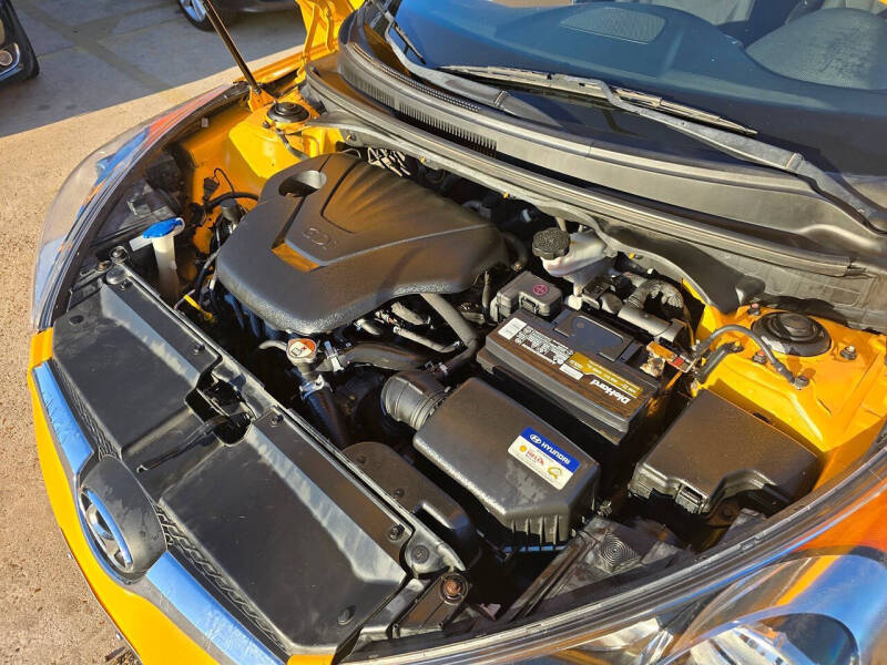 2017 Hyundai Veloster Value Edition