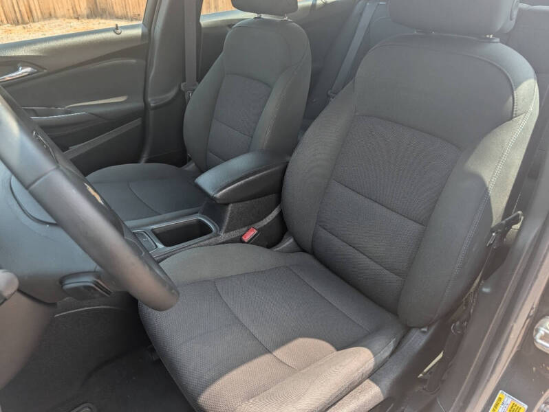 2017 Chevrolet Cruze LT Auto