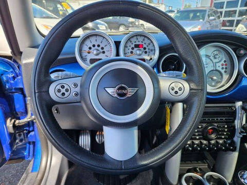 2005 MINI Cooper S