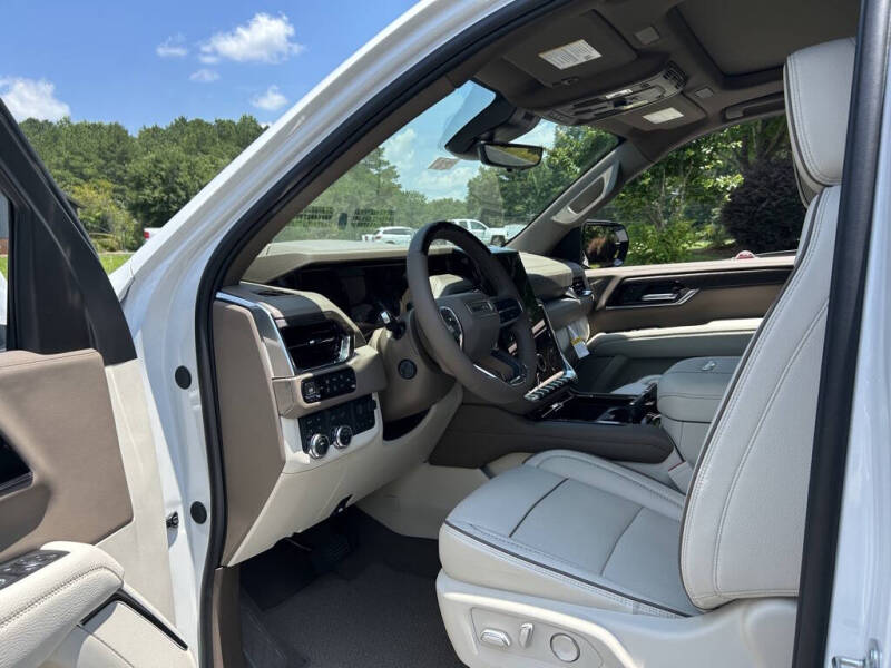 2025 GMC Yukon XL Denali