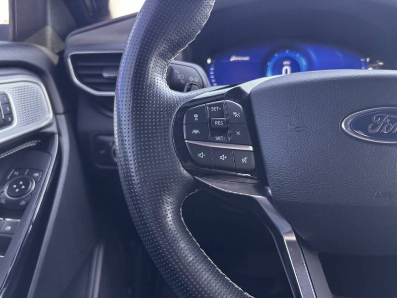 2021 Ford Explorer ST