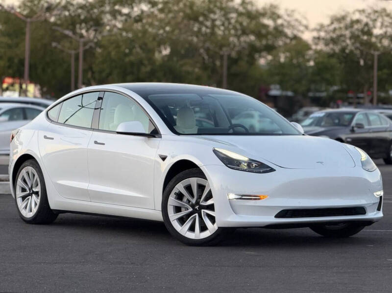 2022 Tesla Model 3 Long Range