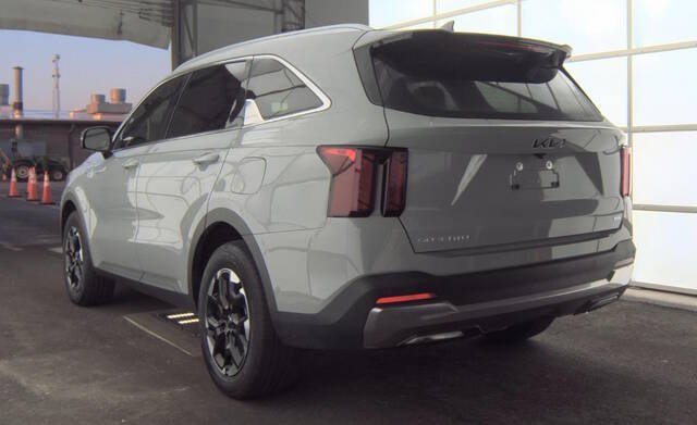2024 Kia Sorento S