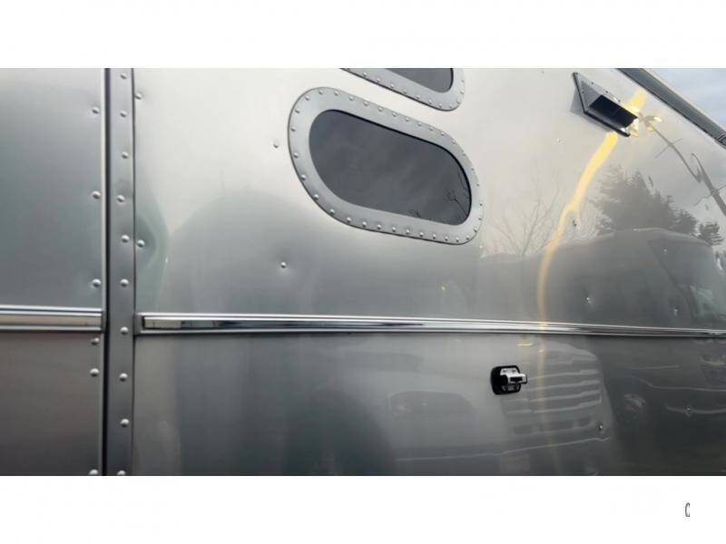 2022 International 27FB