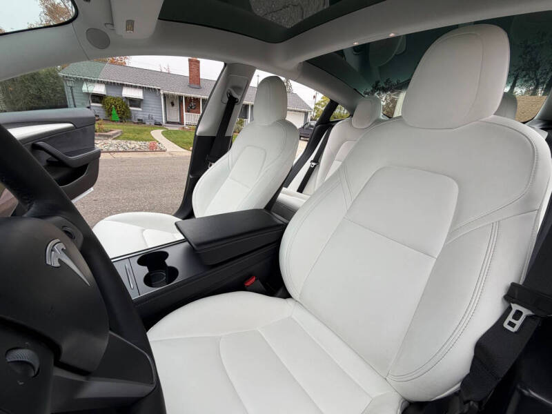 2022 Tesla Model 3 Long Range