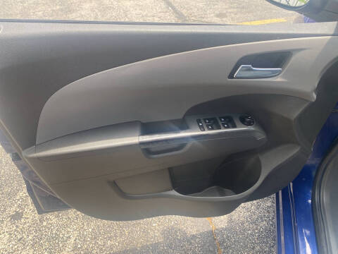 2013 Chevrolet Sonic LT Auto