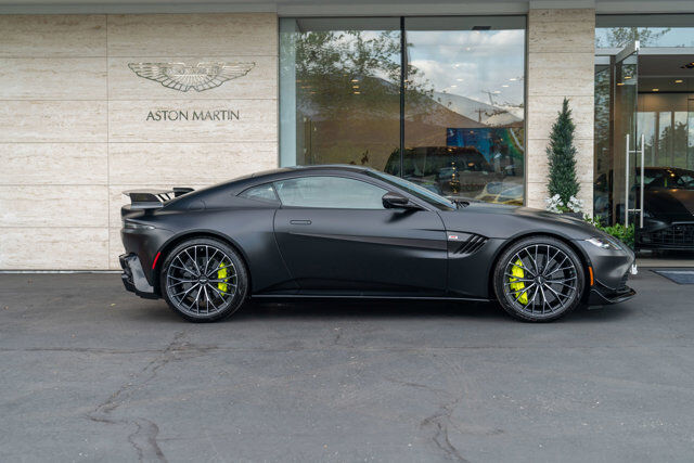 2023 Aston Martin Vantage 45