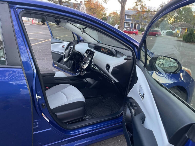 2017 Toyota Prius Two