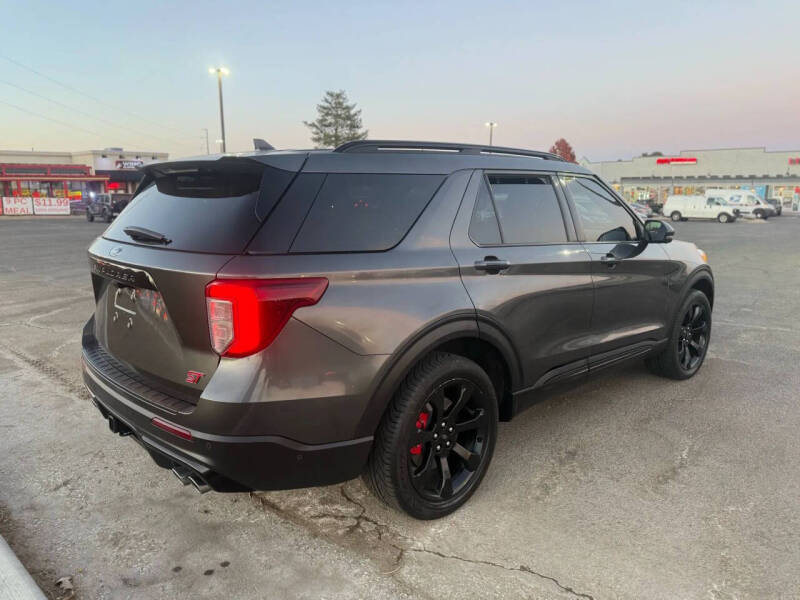 2020 Ford Explorer ST