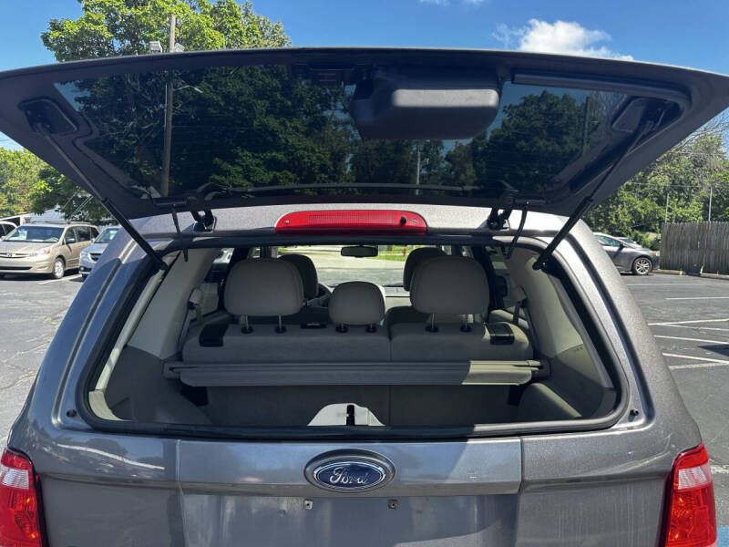 2011 Ford Escape XLT