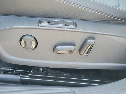 2025 Volkswagen Jetta SEL