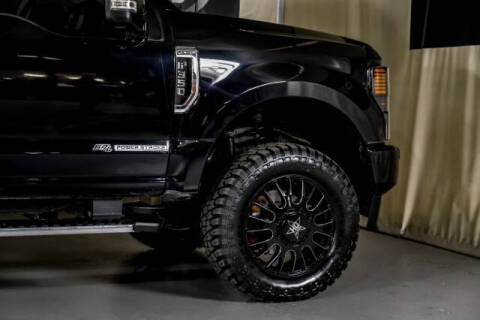 2022 Ford F-350 Super Duty Lariat