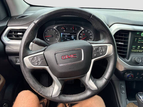 2018 GMC Acadia SLE-2