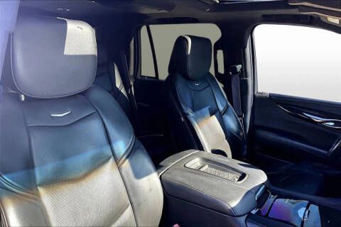 2016 Cadillac Escalade Platinum