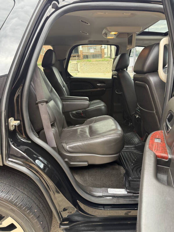2014 Cadillac Escalade Luxury