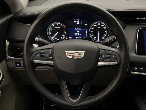 2023 Cadillac XT4 Luxury