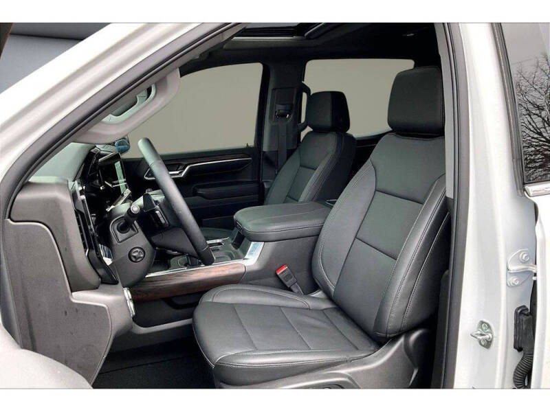 2025 GMC Sierra 1500