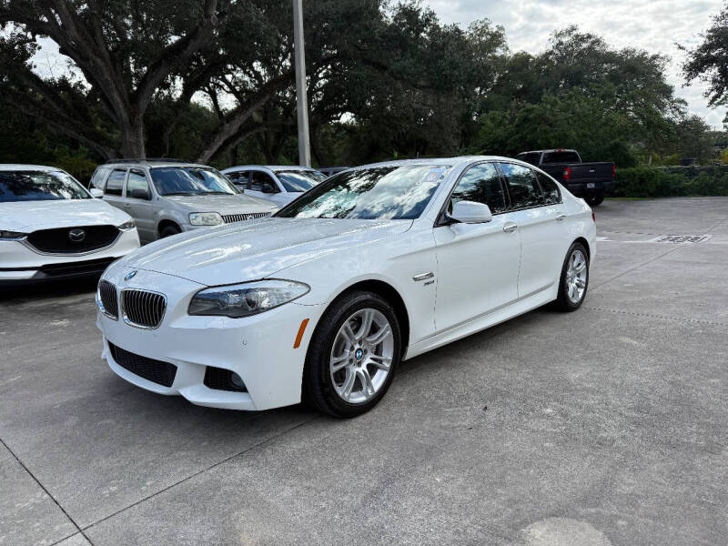 2012 BMW 5 Series 528i's photo