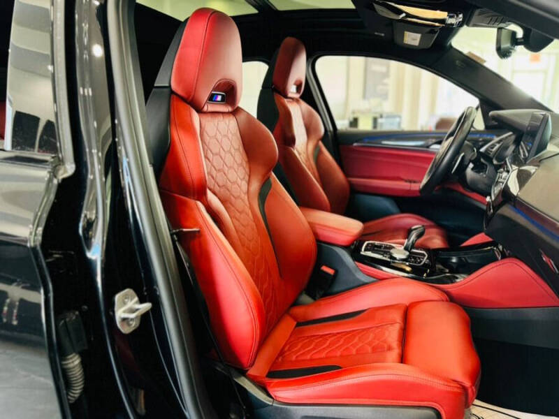 2025 BMW X4 M