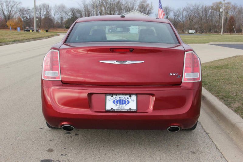 2012 Chrysler 300 S V6