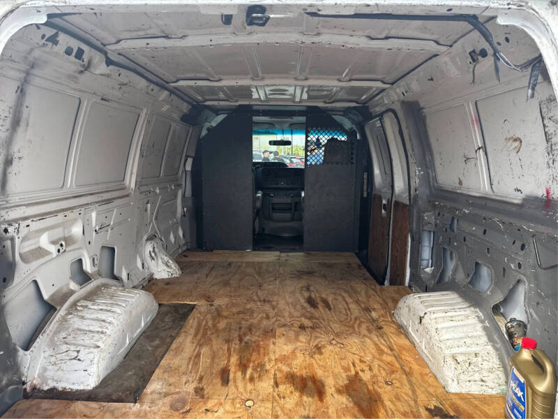 2012 Ford E-Series E-250