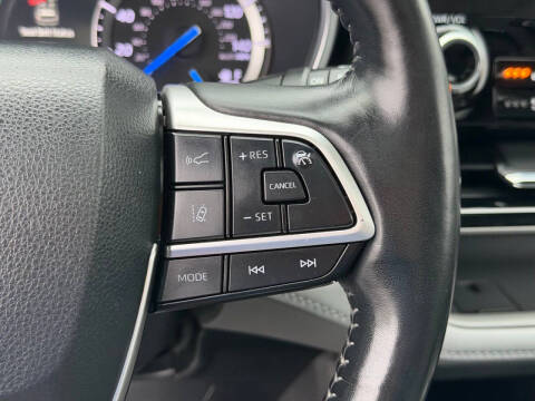 2022 Toyota Highlander Hybrid Limited