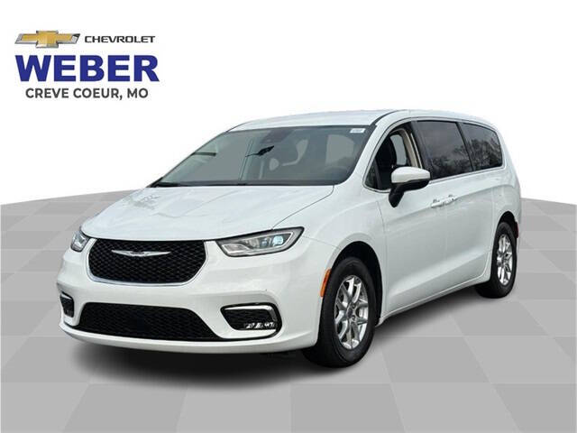2023 Chrysler Pacifica Touring L